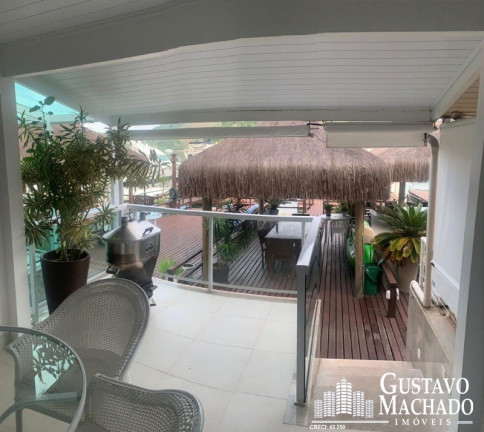 Imagem Casa com 4 Quartos à Venda, 144 m² em Itanema - Angra Dos Reis