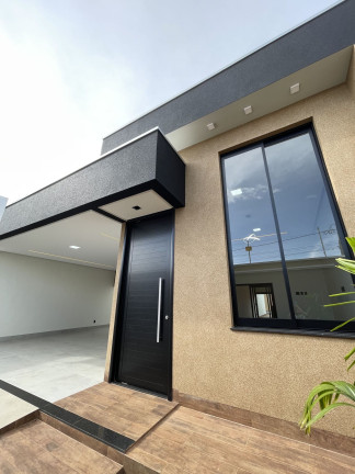 Imagem Casa com 3 Quartos à Venda, 187 m² em Residencial Laurentino Martins - Goianésia Imagem Casa com 3 Quartos à Venda, 187 m² em Residencial Laurentino Martins - Goianésia