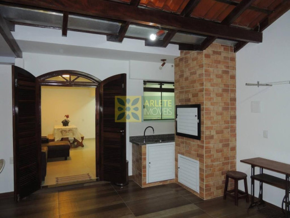 Imagem Casa com 5 Quartos à Venda, 165 m² em Centro - Porto Belo Imagem Casa com 5 Quartos à Venda, 165 m² em Centro - Porto Belo