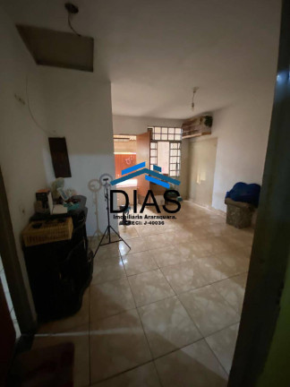 Imagem Casa com 3 Quartos à Venda, 99 m² em Jardim Roberto Selmi Dei - Araraquara Imagem Casa com 3 Quartos à Venda, 99 m² em Jardim Roberto Selmi Dei - Araraquara