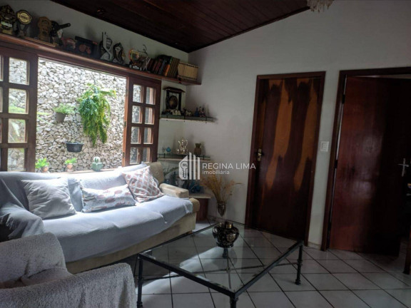 Imagem Casa com 3 Quartos à Venda, 130 m² em Ininga - Teresina