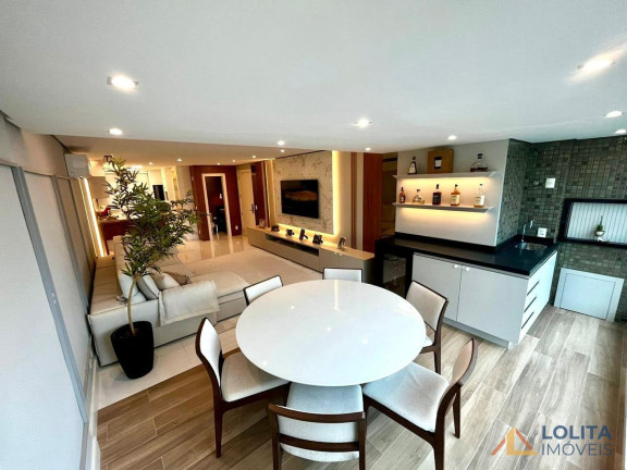 Imagem Apartamento com 3 Quartos à Venda, 122 m² em Agronômica - Florianópolis Imagem Apartamento com 3 Quartos à Venda, 122 m² em Agronômica - Florianópolis