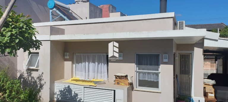Imagem Casa com 3 Quartos à Venda,  em Patronato - Santa Maria