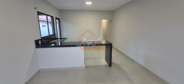 Imagem Casa com 3 Quartos à Venda, 175 m² em Jardim Guaçuano - Mogi Guaçu Imagem Casa com 3 Quartos à Venda, 175 m² em Jardim Guaçuano - Mogi Guaçu