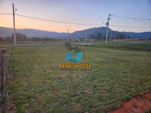 Terreno em Condomínio à Venda, 308 m² em Monte Carlo - São Pedro