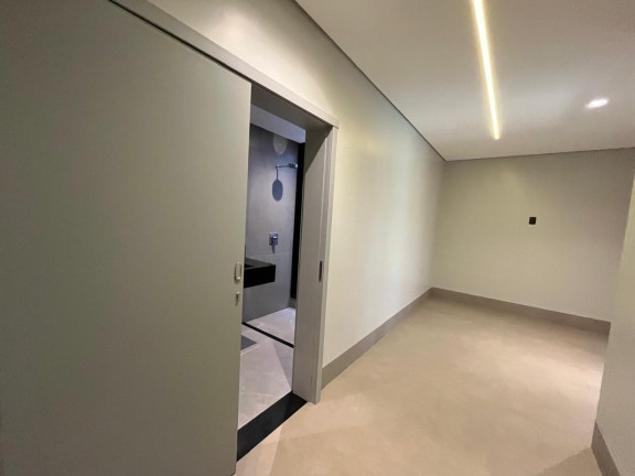 Imagem Casa à Venda, 466 m² em Ribeirão Do Lipa - Cuiabá Imagem Casa à Venda, 466 m² em Ribeirão Do Lipa - Cuiabá