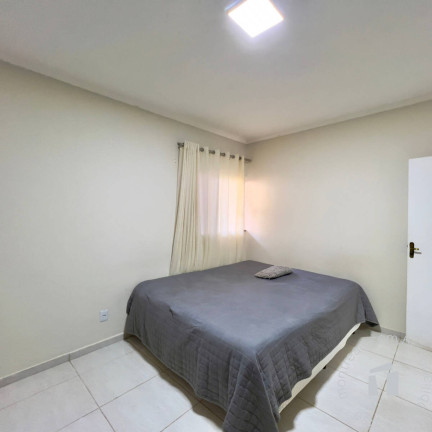 Imagem Casa com 4 Quartos à Venda, 396 m² em Vila São Lúcio - Botucatu