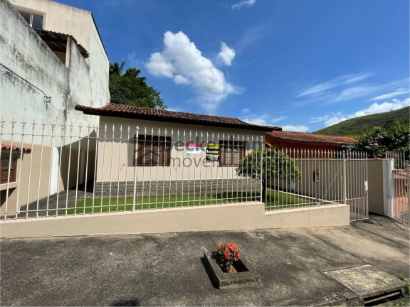 Casa com 2 Quartos à Venda,  em São João Batista - Volta Redonda