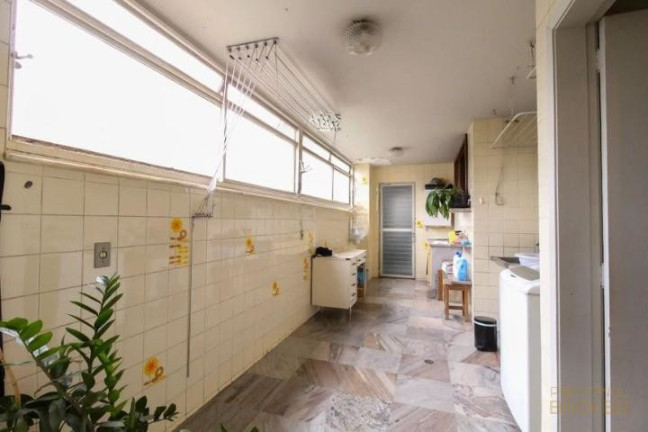 Imagem Apartamento com 5 Quartos à Venda, 205 m² em Santo Antônio - Belo Horizonte