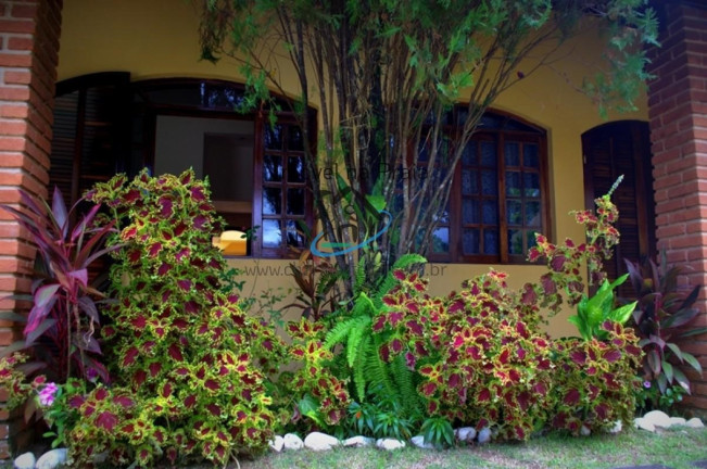 Imagem Casa com 6 Quartos à Venda,  em Massaguaçu - Caraguatatuba