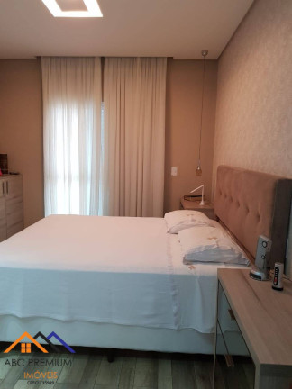 Imagem Sobrado com 3 Quartos à Venda, em Vila Scarpelli - Santo André Imagem Sobrado com 3 Quartos à Venda, em Vila Scarpelli - Santo André