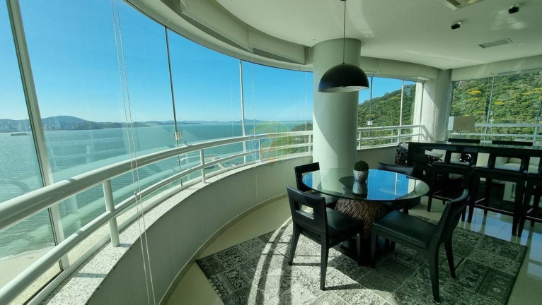 Imagem Apartamento com 3 Quartos à Venda, 185 m² em Centro - Balneário Camboriú