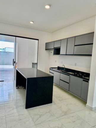 Imagem Casa com 3 Quartos à Venda, 140 m² em Ponta Negra - Manaus