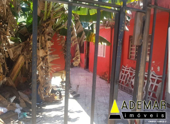 Imagem Casa com 3 Quartos à Venda, em Serraria - Diadema Imagem Casa com 3 Quartos à Venda, em Serraria - Diadema