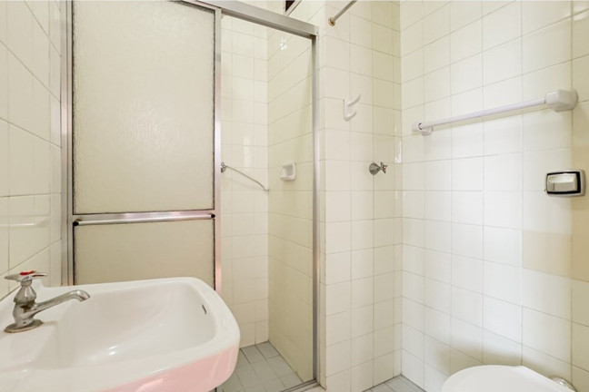 Imagem Apartamento com 3 Quartos à Venda, 217 m² em Independência - Porto Alegre Imagem Apartamento com 3 Quartos à Venda, 217 m² em Independência - Porto Alegre