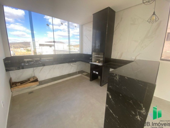Imagem Casa com 3 Quartos à Venda, 240 m² em Bosque Das Palmeiras - Montes Claros