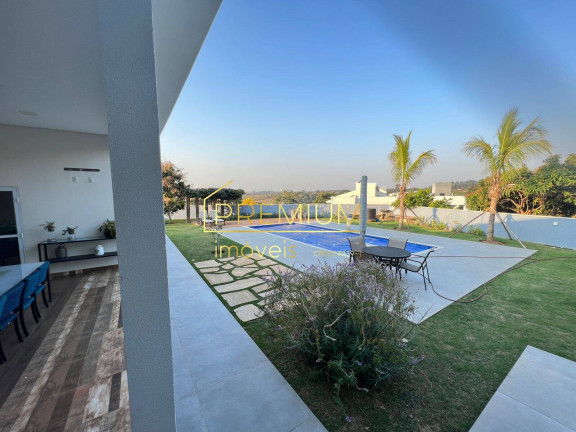 Imagem Casa com 3 Quartos à Venda, 505 m² em Medeiros - Jundiaí Imagem Casa com 3 Quartos à Venda, 505 m² em Medeiros - Jundiaí