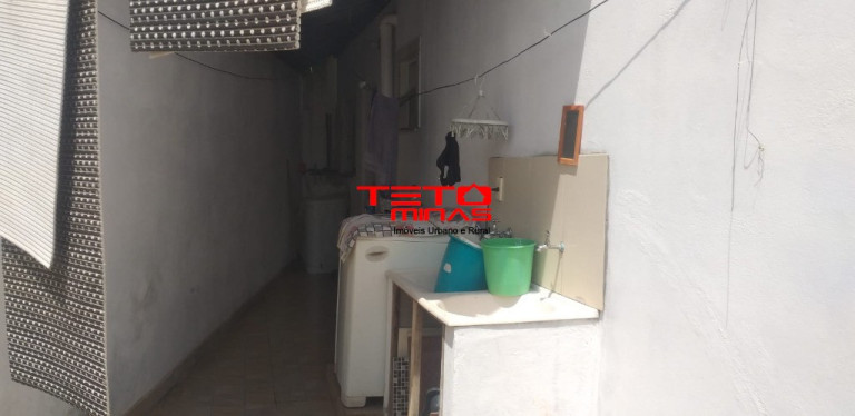 Imagem Casa com 2 Quartos à Venda, 97 m² em São Lourenço - São Lourenço