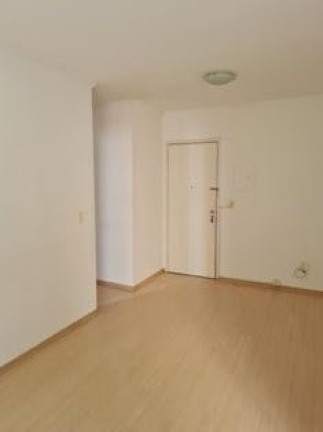 Apartamento com 1 Quarto para Alugar, 33 m² em Moema - São Paulo