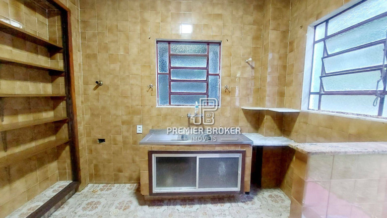 Imagem Casa com 3 Quartos à Venda, 182 m² em Albuquerque - Teresópolis Imagem Casa com 3 Quartos à Venda, 182 m² em Albuquerque - Teresópolis