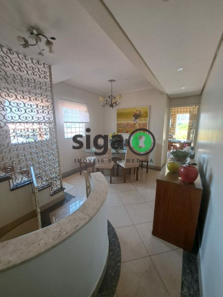 Imagem Casa com 5 Quartos à Venda, 200 m² em Vila Sônia - São Paulo Imagem Casa com 5 Quartos à Venda, 200 m² em Vila Sônia - São Paulo