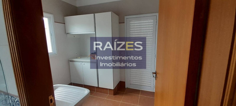 Imagem Casa com 3 Quartos à Venda, 288 m² em Residencial Euroville - Bragança Paulista Imagem Casa com 3 Quartos à Venda, 288 m² em Residencial Euroville - Bragança Paulista