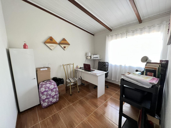 Imagem Casa com 4 Quartos à Venda, 300 m² em Cabral - Contagem