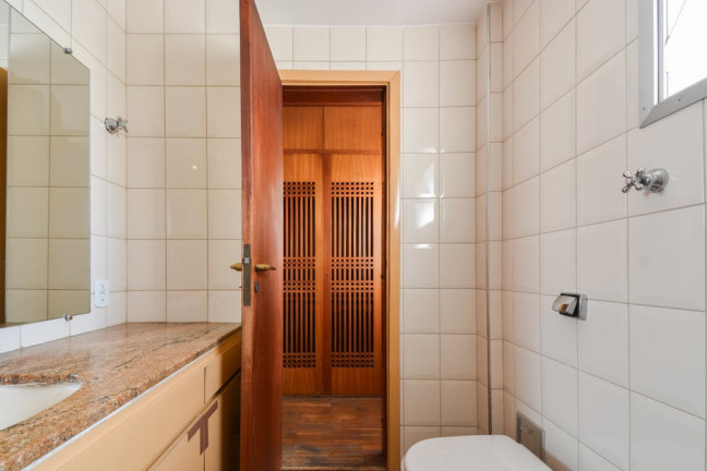 Imagem Imóvel com 4 Quartos à Venda, 202 m² em Higienópolis - São Paulo Imagem Imóvel com 4 Quartos à Venda, 202 m² em Higienópolis - São Paulo
