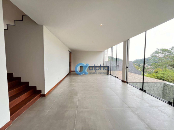 Imagem Casa com 3 Quartos à Venda, 192 m² em Quitandinha - Petrópolis Imagem Casa com 3 Quartos à Venda, 192 m² em Quitandinha - Petrópolis
