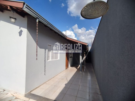 Imagem Casa com 3 Quartos à Venda, 255 m² em Residencial Monte Castelo - Uberaba Imagem Casa com 3 Quartos à Venda, 255 m² em Residencial Monte Castelo - Uberaba