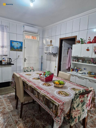 Imagem Casa com 3 Quartos à Venda, 258 m² em Barreiros - São José