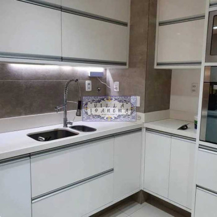 Imagem Apartamento com 3 Quartos à Venda, 140 m² em Copacabana - Rio De Janeiro Imagem Apartamento com 3 Quartos à Venda, 140 m² em Copacabana - Rio De Janeiro