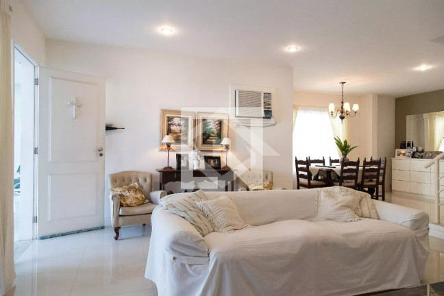 Imagem Casa com 4 Quartos à Venda, 257 m² em Recreio Dos Bandeirantes - Rio De Janeiro Imagem Casa com 4 Quartos à Venda, 257 m² em Recreio Dos Bandeirantes - Rio De Janeiro