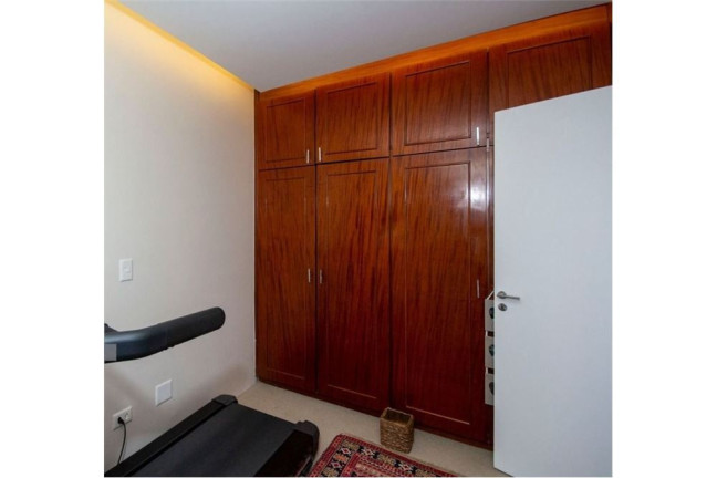 Imagem Apartamento com 4 Quartos à Venda, 200 m² em Moema - São Paulo