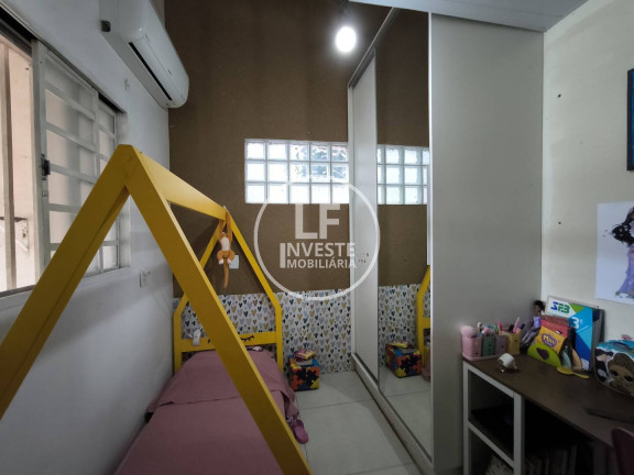 Imagem Casa de Condomínio com 4 Quartos à Venda, 200 m² em Condomínio Amin Camargo - Goiânia