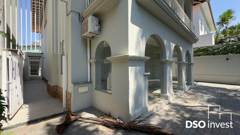 Imagem Casa com 4 Quartos à Venda ou Locação, em Jardim Paulista - São Paulo Imagem Casa com 4 Quartos à Venda ou Locação, em Jardim Paulista - São Paulo