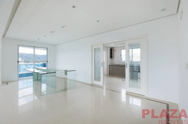 Imagem Apartamento com 2 Quartos à Venda, 429 m² em Centro - Balneário Camboriú