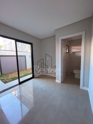 Imagem Casa com 3 Quartos à Venda, 157 m² em Terras Altas - Camboriú Imagem Casa com 3 Quartos à Venda, 157 m² em Terras Altas - Camboriú