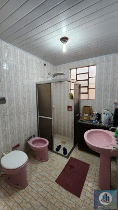 Imagem Sobrado com 5 Quartos à Venda, 86 m² em Três Vendas - Pelotas