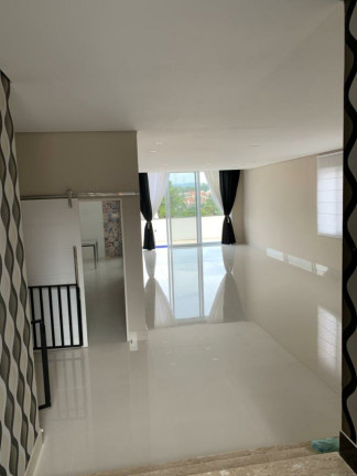 Imagem Casa com 5 Quartos à Venda, 650 m² em Alphaville - Santana De Parnaíba Imagem Casa com 5 Quartos à Venda, 650 m² em Alphaville - Santana De Parnaíba