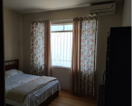 Imagem Casa com 3 Quartos à Venda, 185 m² em Bucarein - Joinville