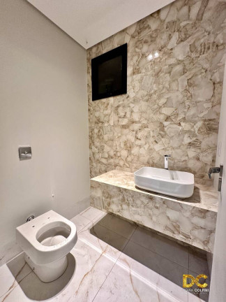 Imagem Casa de Condomínio com 4 Quartos à Venda, 283 m² em Santa Rosa - Cuiabá Imagem Casa de Condomínio com 4 Quartos à Venda, 283 m² em Santa Rosa - Cuiabá