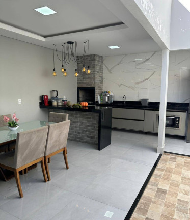Casa de Condomínio com 2 Quartos à Venda, 100 m² em Jardim Imperial - Cuiabá
