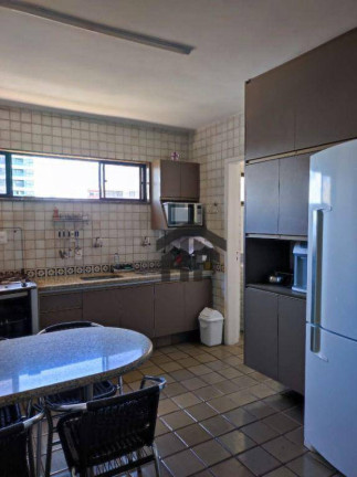 Imagem Apartamento com 3 Quartos à Venda, 152 m² em Espinheiro - Recife