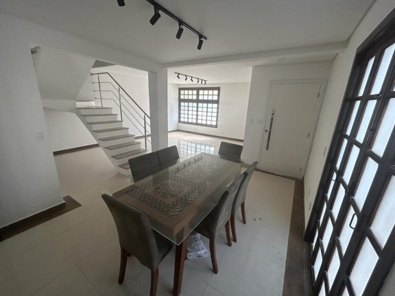 Imagem Casa com 3 Quartos à Venda, 155 m² em Aparecida - Santos Imagem Casa com 3 Quartos à Venda, 155 m² em Aparecida - Santos