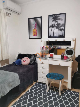 Imagem Sobrado com 4 Quartos à Venda, 220 m² em Vila Galvão - Guarulhos Imagem Sobrado com 4 Quartos à Venda, 220 m² em Vila Galvão - Guarulhos