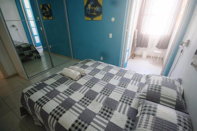 Imagem Apartamento com 2 Quartos para Temporada, 65 m² em Copacabana - Rio De Janeiro