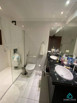 Imagem Casa com 4 Quartos à Venda, 260 m² em Centro - Taubaté Imagem Casa com 4 Quartos à Venda, 260 m² em Centro - Taubaté