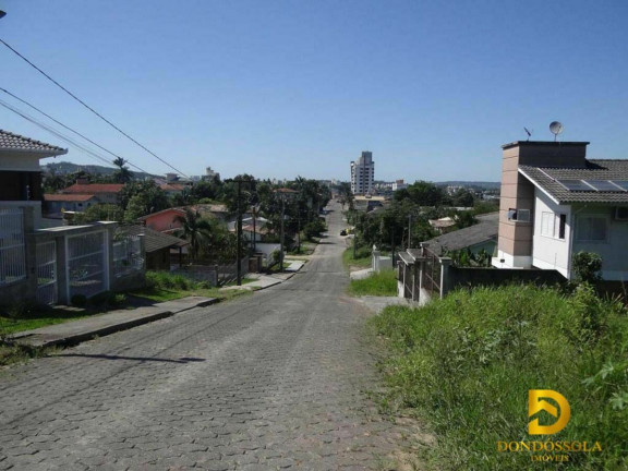 Imagem Terreno à Venda, 409 m² em Santo Antônio - Criciúma Imagem Terreno à Venda, 409 m² em Santo Antônio - Criciúma