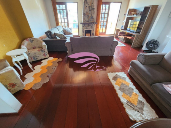 Imagem Casa com 3 Quartos à Venda, 246 m² em Xaxim - Curitiba